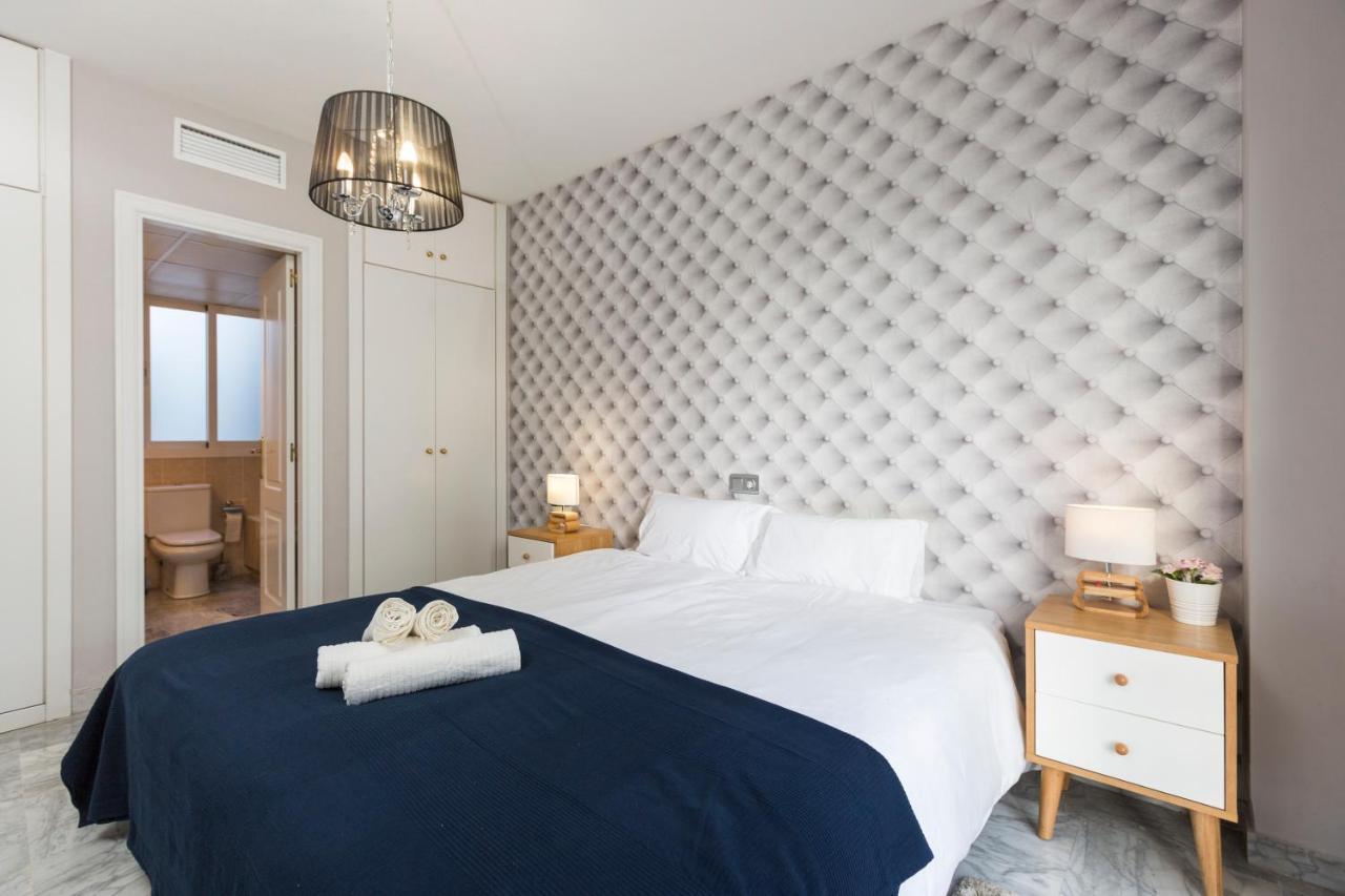 4 Bedroom Apartment In Puerto Banus 150 Meters From The Beach Marbella Bagian luar foto