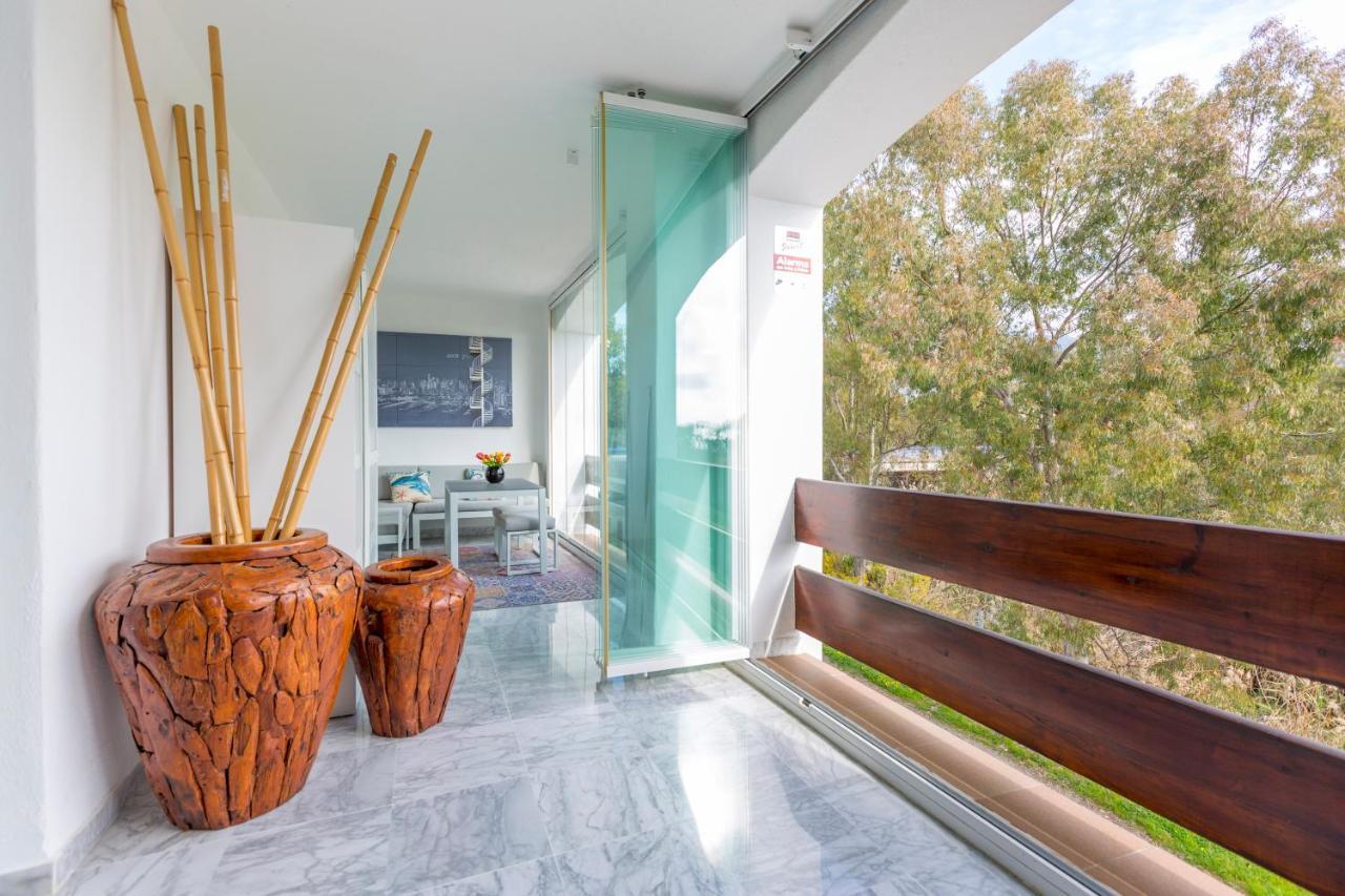 4 Bedroom Apartment In Puerto Banus 150 Meters From The Beach Marbella Bagian luar foto